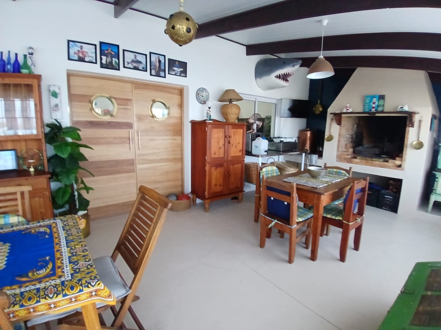 3 Bedroom Property for Sale in Struisbaai Western Cape